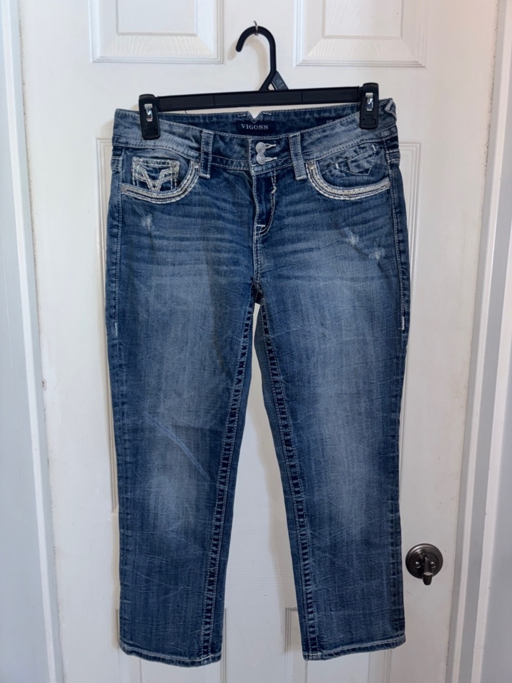Vigoss Medium Blue Cropped Distressed Jeans